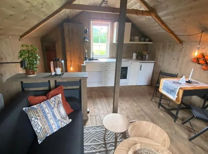 Unik I Stabbur/minihus 아파트 *